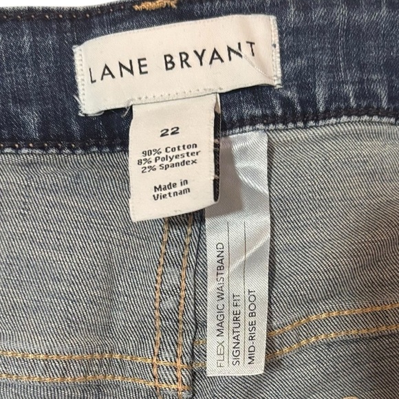 Lane Bryant Signature Fit Mid Rise Boot Cut Jeans Size 22 - Picture 4 of 7